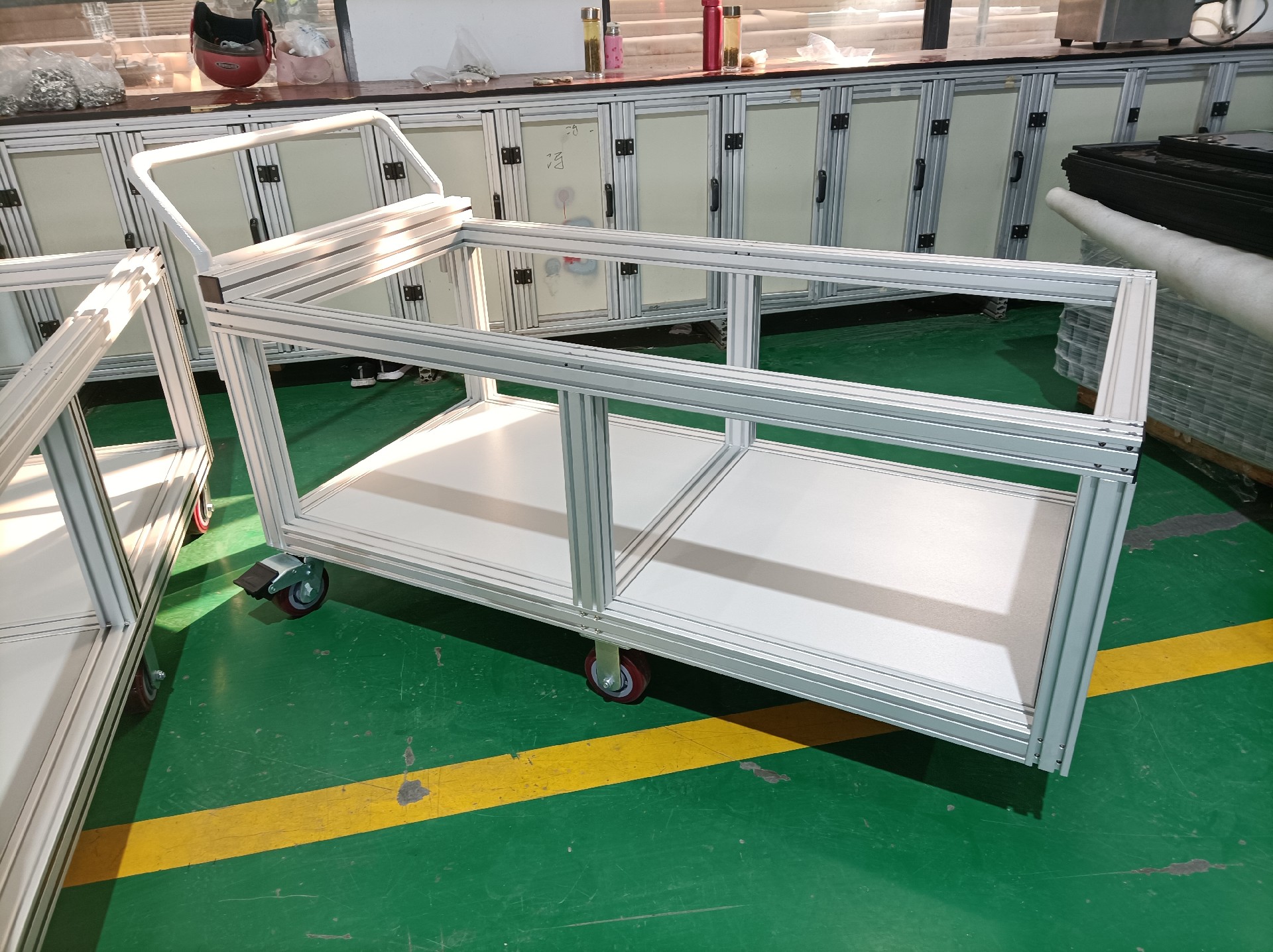 鋁型材儀表箱轉(zhuǎn)運車 鋁型材儀表箱轉(zhuǎn)運車