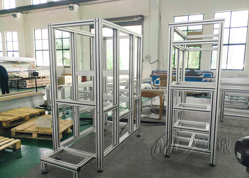 鋁型材框架組裝