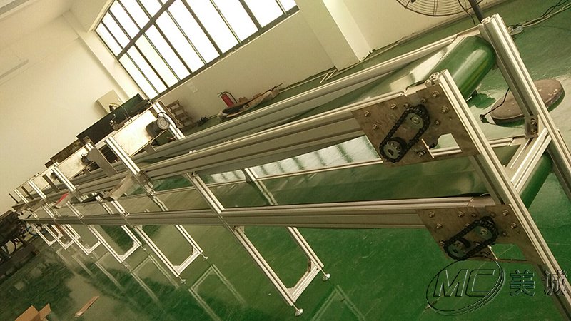 鋁型材皮帶輸送機 鋁型材皮帶輸送機