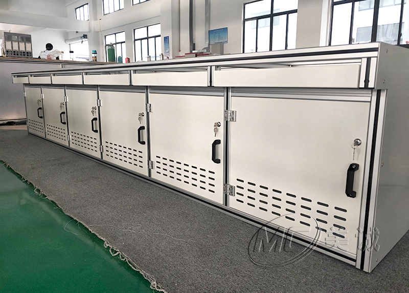 儀器操作臺 儀器操作臺